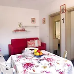 Azzurro דירה *