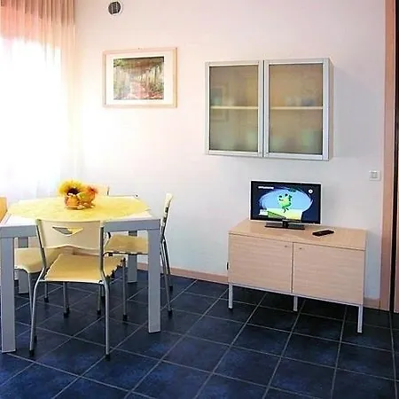 Azzurro Apartment